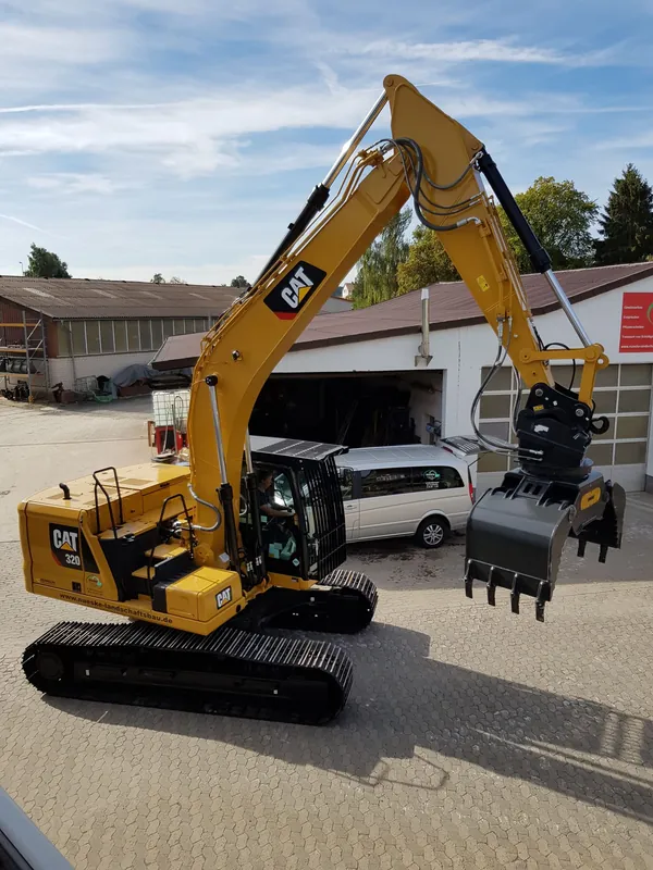 Cat 320 ng